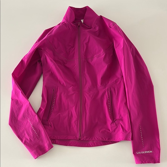 Lululemon Fast and Free Windbreaker
Ripened Raspberry - Picture 3 of 10